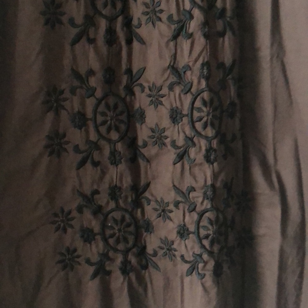 Super cute peasant dress - brown with black embroidery - Picture 3 of 6